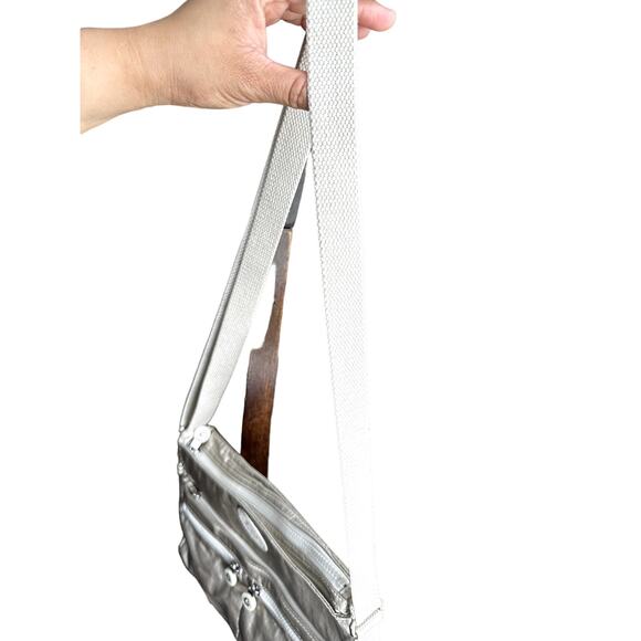 Kipling Angie in Metallic Glow - Picture 5 of 16